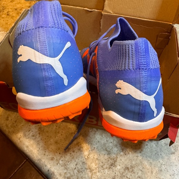 Unisex Puma Turf Soccer Cleats size 8.5 Men/10 Women - Picture 6 of 8